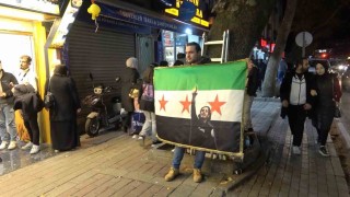 Bursada Suriyeliler akşam saatlerinde de kutlamalara devam etti