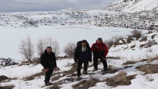 Buz Tutan Pırdanos Gölü büyülüyor