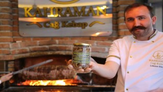 Cağ kebabını kavanozla dünyaya gönderiyor