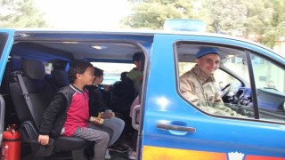 Çalda özel öğrencilerden anlamlı ziyaret