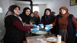Çallı köyü kadınlarından dünyaca ünlü peynire yerli dokunuş