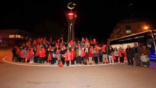Çameliden Anıtkabire anlamlı ziyaret