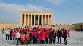 Çamelili öğrenciler Atasının huzuruna çıktı