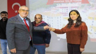 Çamelinin vizyon projesinde konutların dağıtımına başlandı