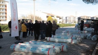 Çanakkalede 18 üreticiye sera naylon teslim edildi