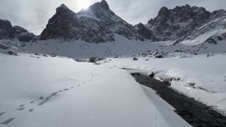 Cennet ve Cehennem Vadisi karla kapandı