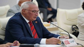 CHPden dün meclisi terk eden AK Partili meclis üyelerine cevap geldi