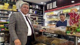 CHP’li Gürer, Kuruyemiş Esnafını Ziyaret Etti