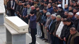 Cinayete kurban giden üniversiteli taksici Karamanda toprağa verildi