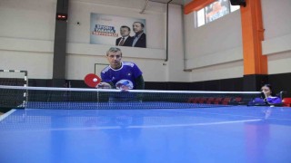 Cizrede engelliler sporla hayata tutunuyor