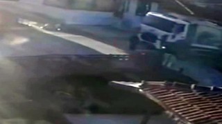 Çöp kamyonunun iki çocuk annesini hayattan kopardığı kaza kamerada