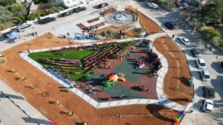 Çorum Belediyesinin Kıbrısta yaptığı park törenle açıldı