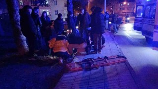 Çorumda motosiklet ile hafif ticari araç çarpıştı: 2 yaralı