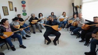 Çukurovada ücretsiz saz kursuna yoğun ilgi