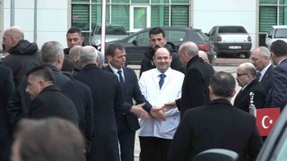 Cumhurbaşkanı Erdoğan servis kazasında yaralananları ziyaret etti