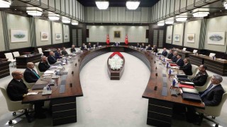 Cumhurbaşkanı Recep Tayyip Erdoğan başkanlığındaki Milli Güvenlik Kurulu ( MGK) Toplantısı Cumhurbaşkanlığı Külliyesinde başladı.