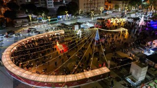 Cumhuriyet Meydanında Yeni Yıl Panayırı açıldı