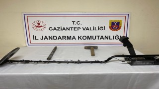 Define bulmak için izinsiz kazı yapan 2 şüpheli suçüstü yakalandı