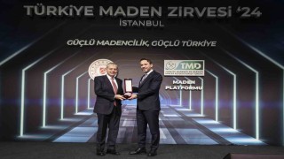 Demir Exporta Türkiye Maden Zirvesinde iki ödül birden