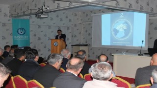 Demirözünde düzenlenen konferansla insan haklarına dikkat çekildi