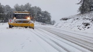 Denizli Büyükşehirden kar mesaisi