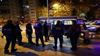 Denizlide zabıtadan seyyar satıcılara gıda operasyonu