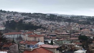 Denizlinin yüksek kesimlerinde kar yağışı etkili oldu