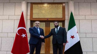 Dışişleri Bakanı Hakan Fidan, Suriyedeki yeni yönetimin lideri Ahmed Eş-Şara ile bir araya geldi