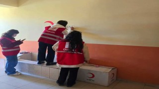Diyadinde okul duvarları renklendirildi