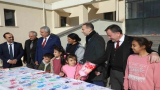 Doğan, “Sevginin aşamayacağı hiç bir engel yoktur”