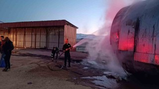 Doğubayazıtta petrol istasyonu deposunda yangın paniği