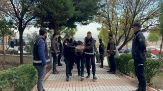 Dolandırıcılık Operasyonunda 23 Kişi Yakalandı