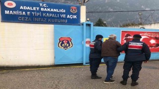 Dolandırıcılık suçundan aranan şahıs yakalandı