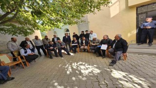 Dönertaş köyünde çiftçilere tarımsal üretim eğitimi verildi