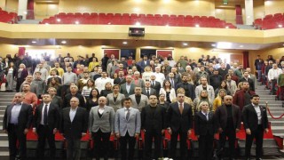 Dünyaya Karşı Türkiye konferansı Marmariste yapıldı