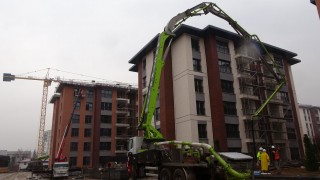 Ebrar Sitesi’nde Yeniden İnşa Çalışmaları Tüm Hızıyla Sürüyor