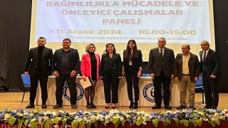 Efeler Belediyesi Bağımlılıkla Mücadele Paneline katkı sağladı