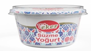 Eker, yılbaşı soflarına süzme yoğurt ile eşlik ediyor
