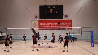 Elazığda voleybol müsabakaları sona erdi