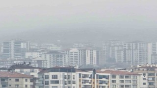 Elazığda yüksek kesimlerde yoğun sis etkisini sürdürüyor