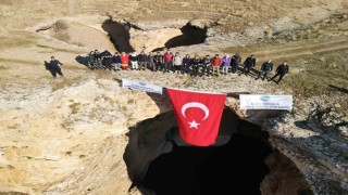 Elazığlı dağcılar ve doğa severler, kanyonların güzelliklerini keşfetti