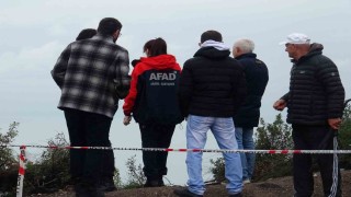 Endişeli ailenin 30 metrelik falezlerde umut nöbeti sürüyor