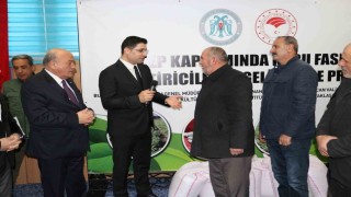 Erzincanda çiftçilere yerli ve milli tohum dağıtıldı