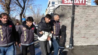 Erzurumda çay ocağına silahlı saldırı
