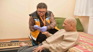 Esenyurt Belediyesinden evde kişisel bakım hizmeti