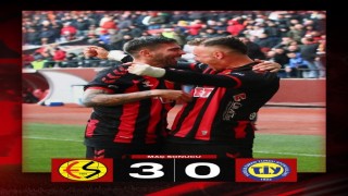Eskişehirspor, Tarsus İdman Yurdunu 3-0 mağlup etti