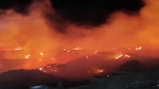 Fabrika bahçesinde çıkan yangın söndürüldü