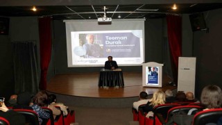 Filozof Teoman Duralıya anlamlı program