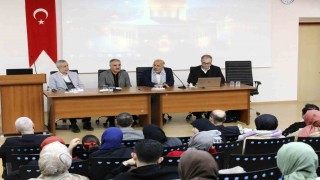 Gaziantep Üniversitesinde ‘İslam Hayattır paneli düzendi