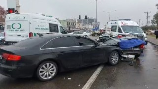 Gaziantepte 3 aracın karıştığı kazada 1 kişi hayatını kaybetti